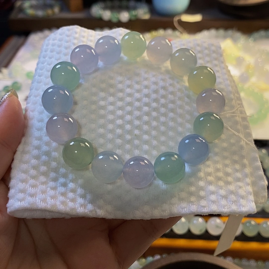 定制翡翠未镶嵌翡翠.