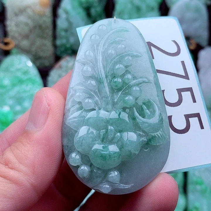 翡翠未镶嵌吊坠(不含链)