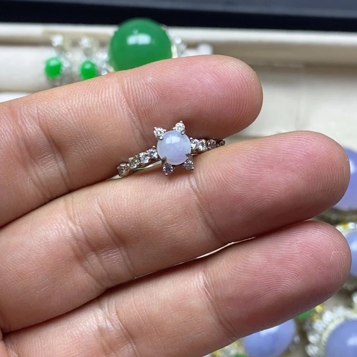 翡翠未镶嵌戒指戒指