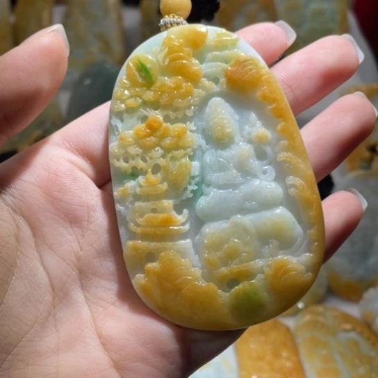 㞮***孞翡翠未镶嵌颈饰翡翠