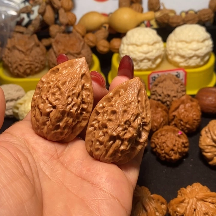 桃核把件野生小众微修尖