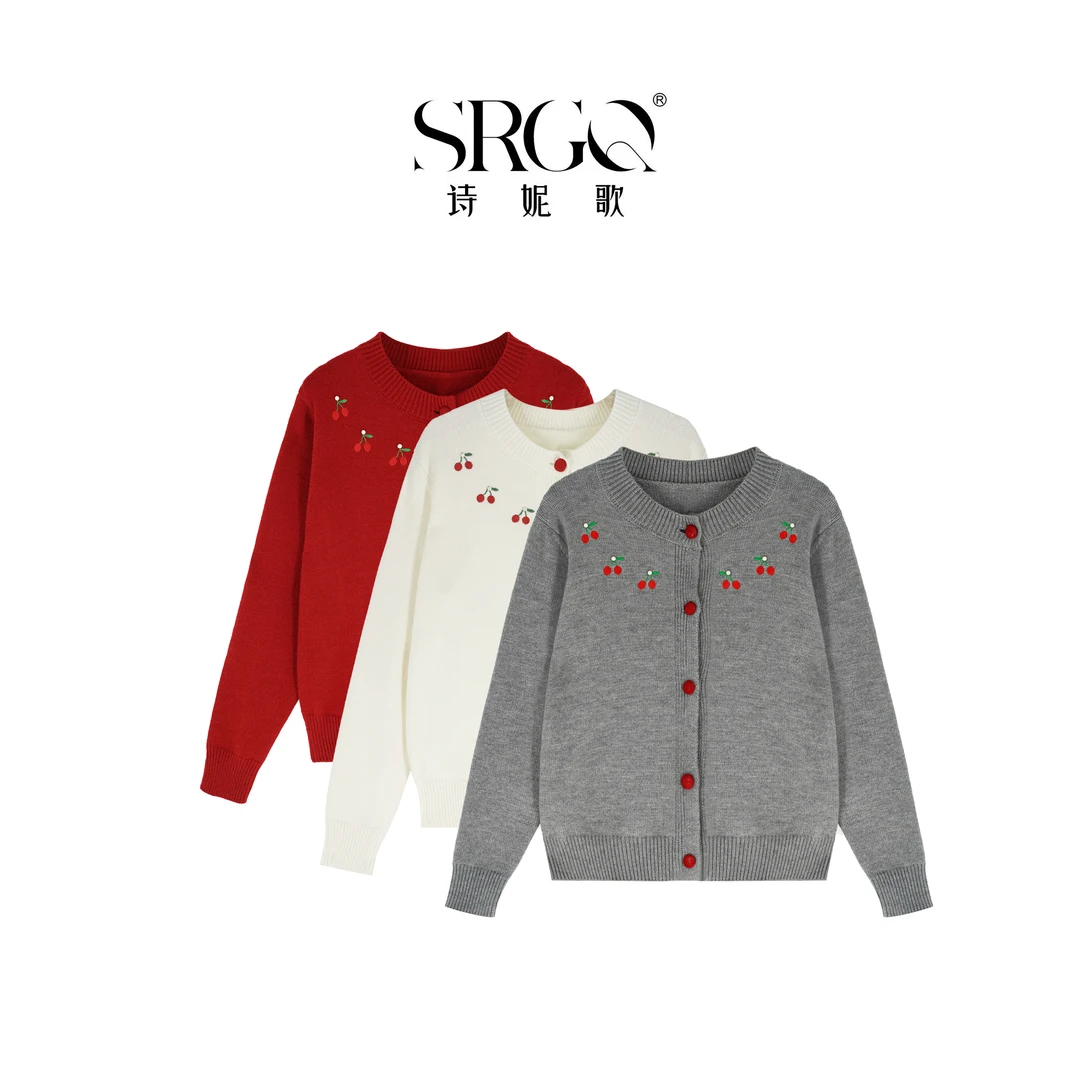 诗妮歌中式系列【樱桃姑娘】女式刺绣小香风圆领百搭针织衫