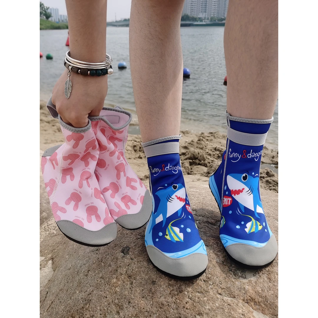 夏沙滩袜儿童涉水溯溪游泳鞋软底宝宝防割防滑高帮长筒沙滩鞋男女