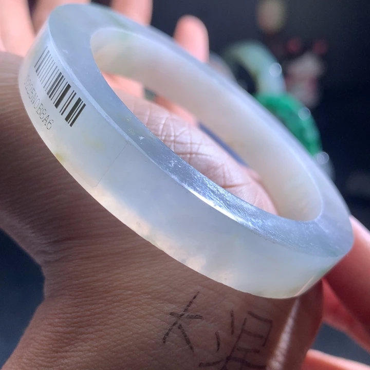 定制翡翠手镯未镶嵌