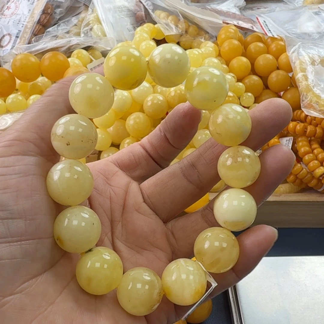 未镶嵌琥珀珠宝奇石