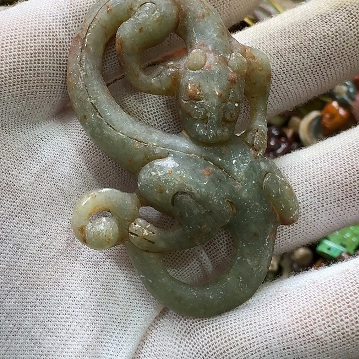 和田玉未镶嵌挂件