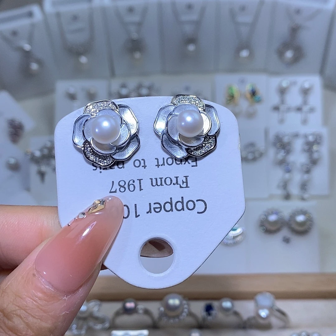 未镶嵌淡水珍珠耳饰