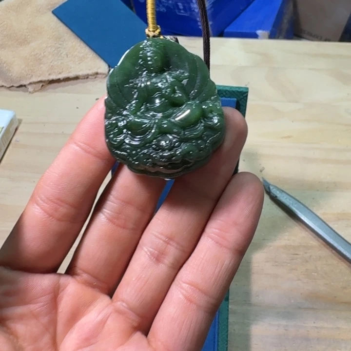 未镶嵌和田玉（糖玉）挂件