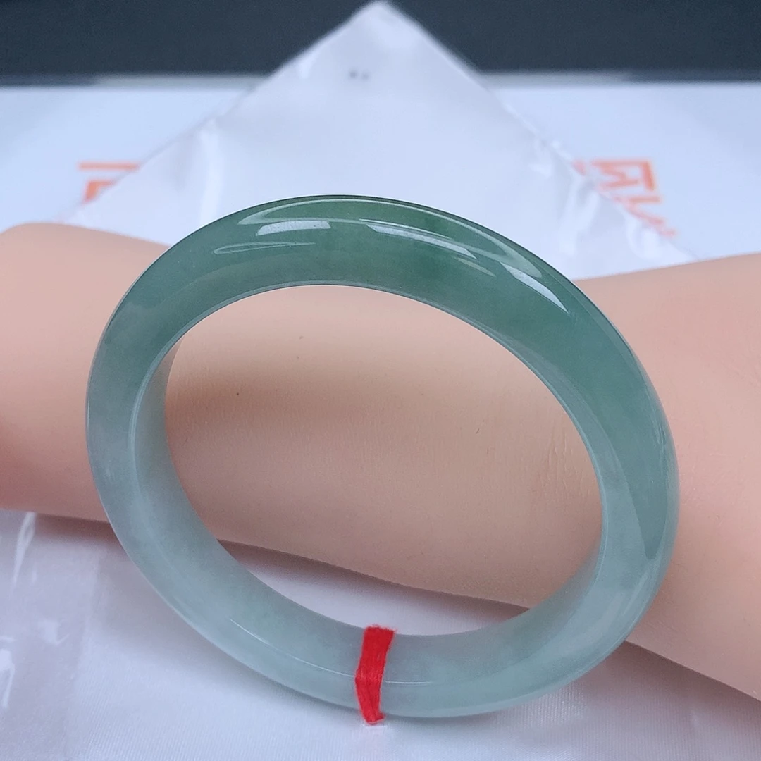 【闪购商品】未镶嵌手镯翡翠，58