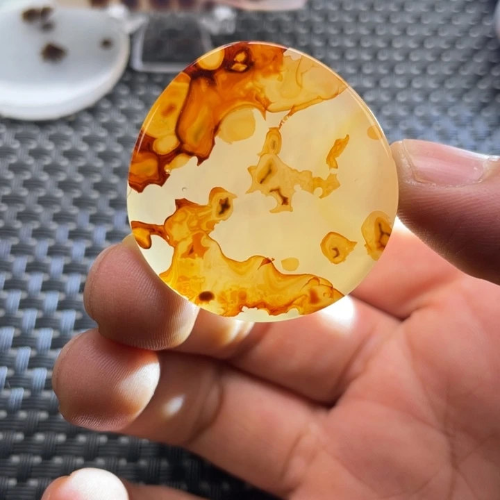 未镶嵌颈饰玛瑙/玉髓羊***哥