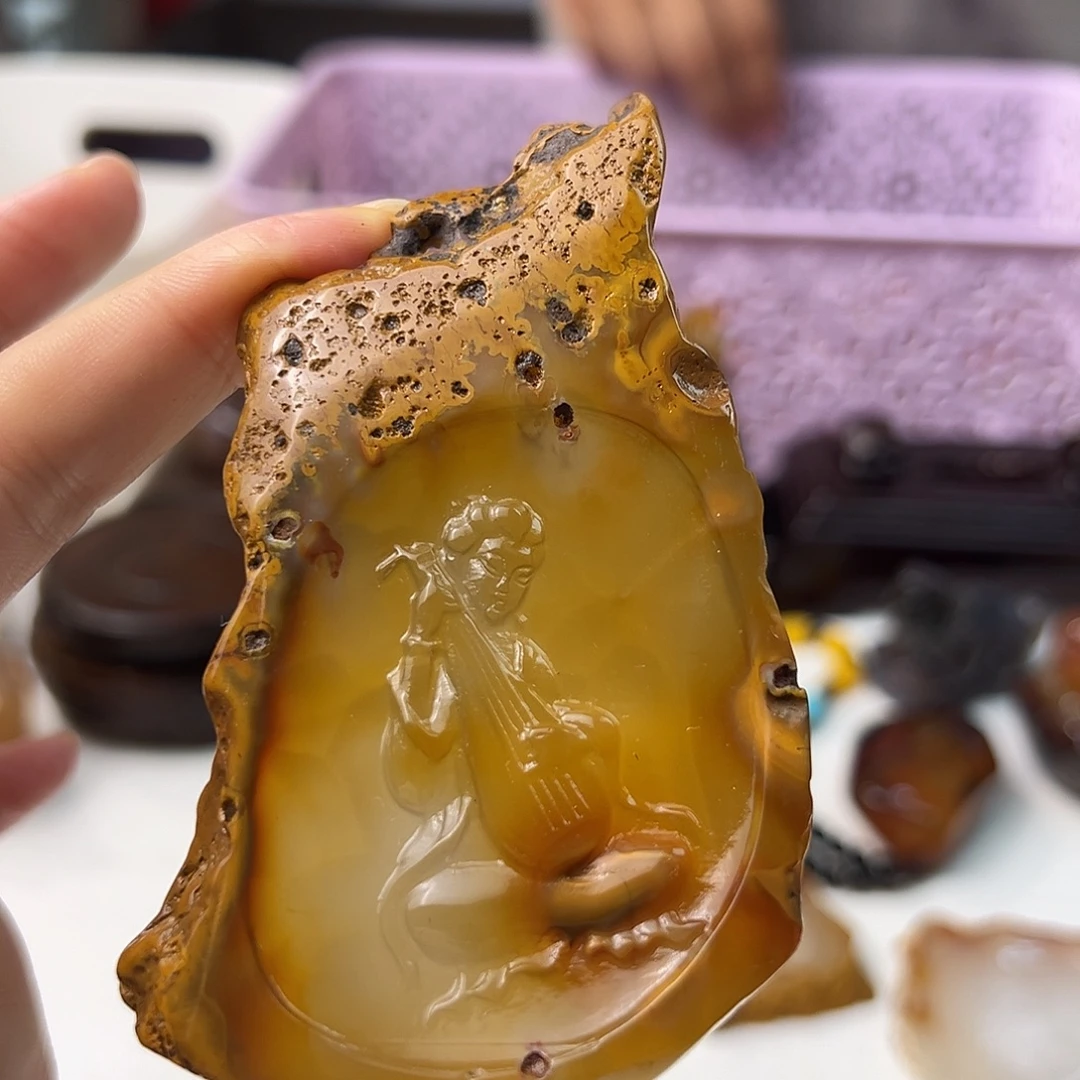 未镶嵌颈饰玛瑙/玉髓