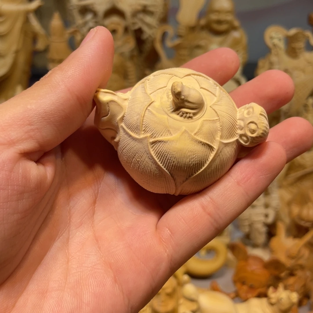 黄杨木瑕疵荷叶把把壶