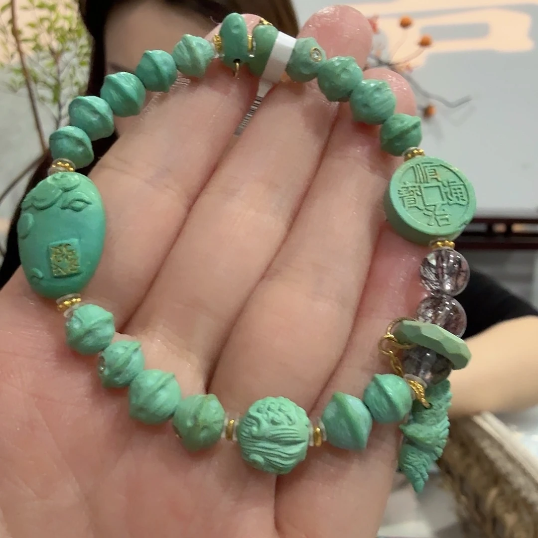 绿松石18K金镶嵌珠宝奇石