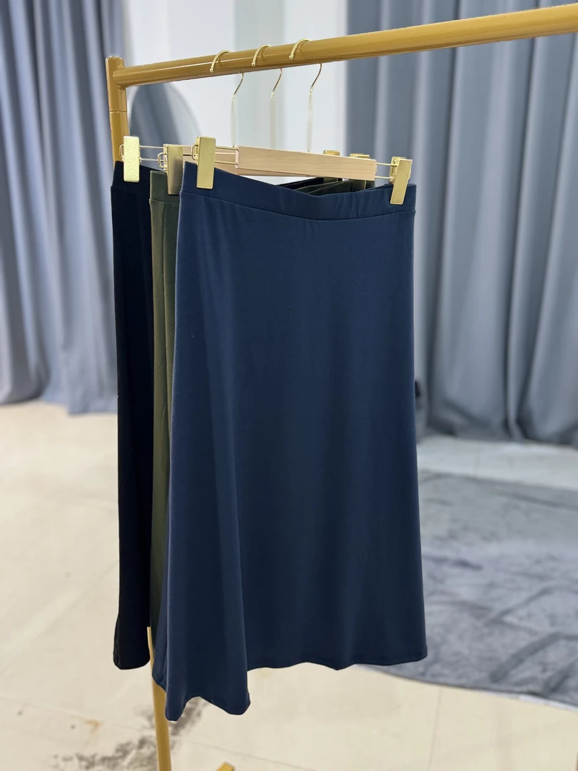 82886春季新款三色舒适透气通勤销售时尚半身裙