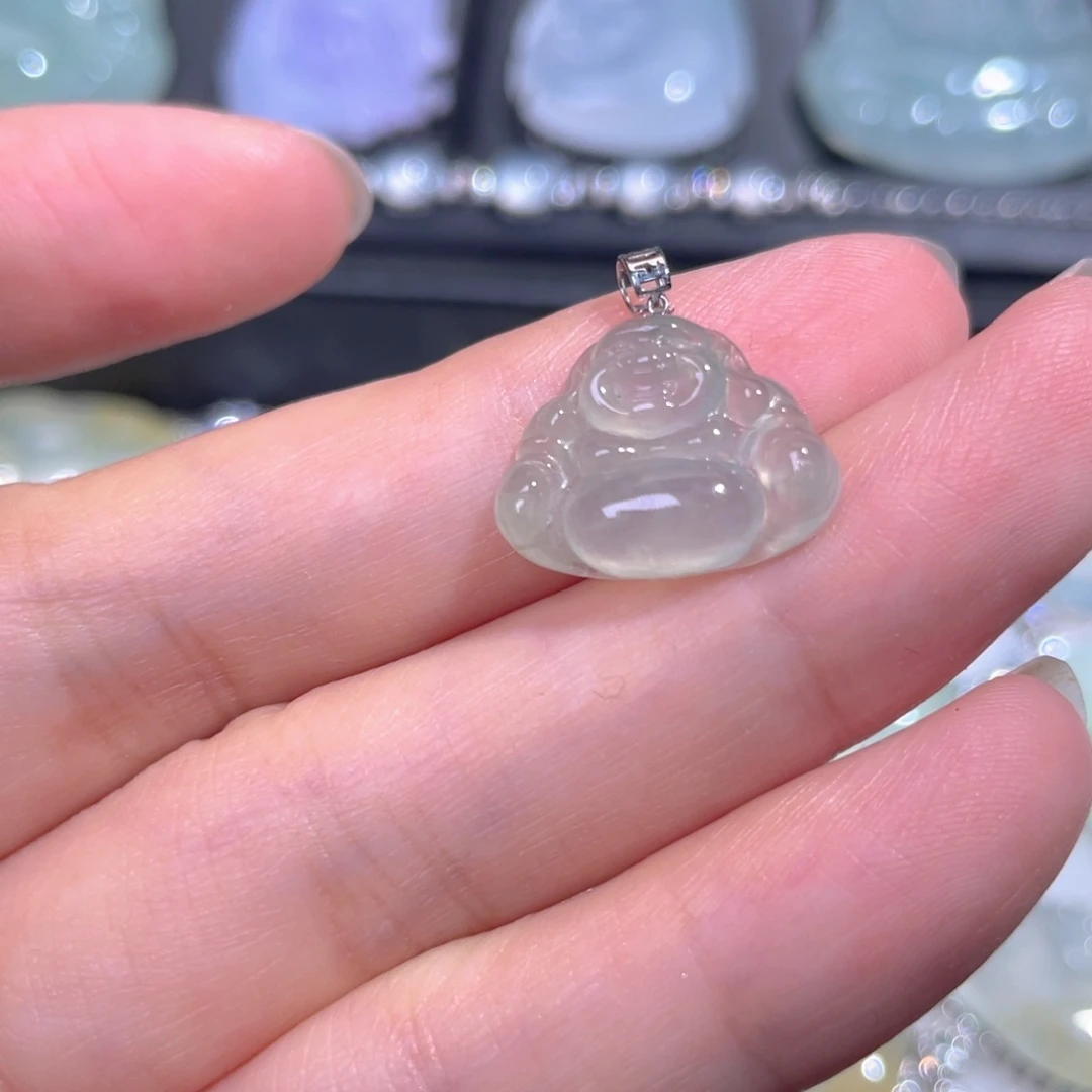 颈饰18K金镶嵌翡翠翡翠