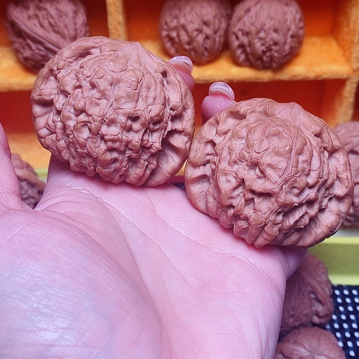 文玩核桃吊坠龙鼎核桃