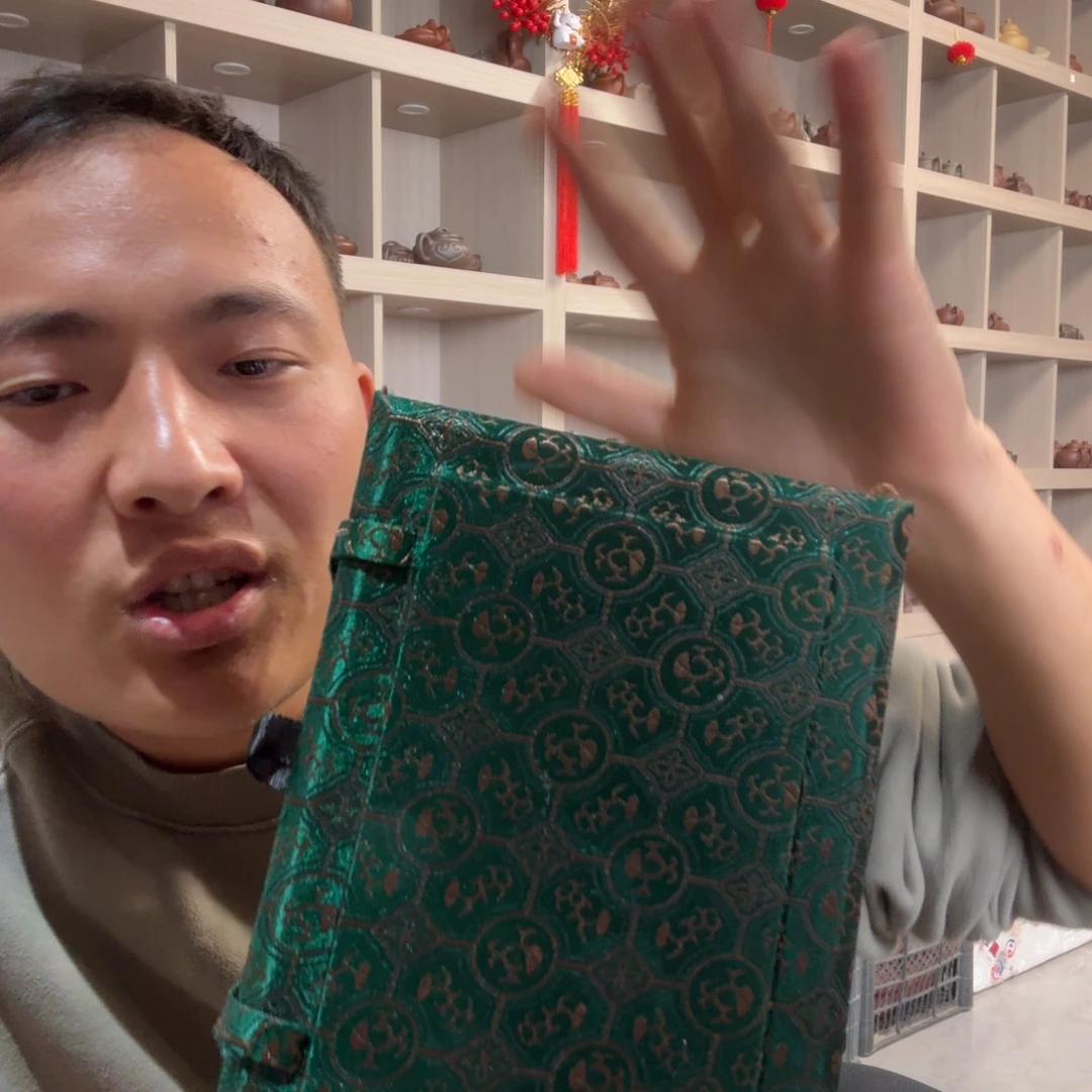 茶壶紫砂原矿原石的制作方法是