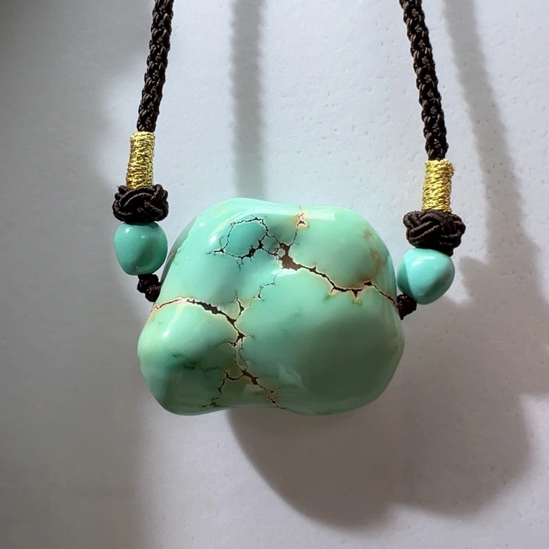 绿松石未镶嵌挂件