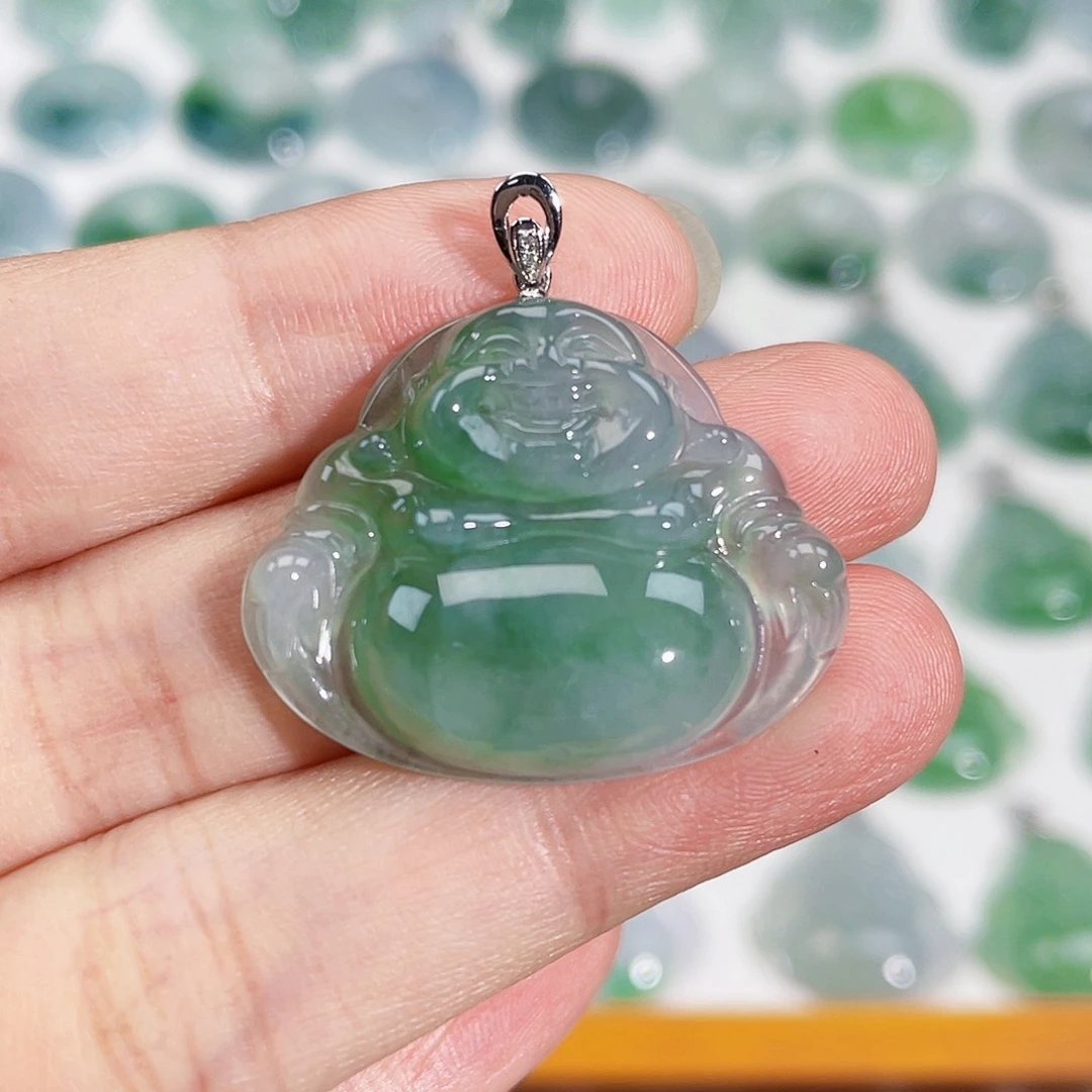 颈饰18K金镶嵌翡翠吊坠