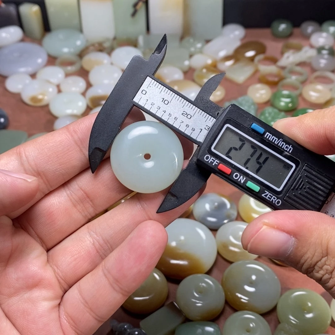 和田玉吊坠(不含链)未镶嵌