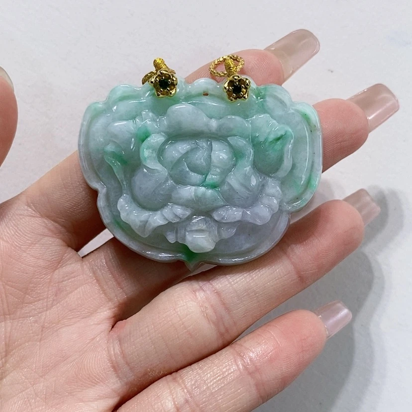 【闪购商品】翡翠未镶嵌颈饰
