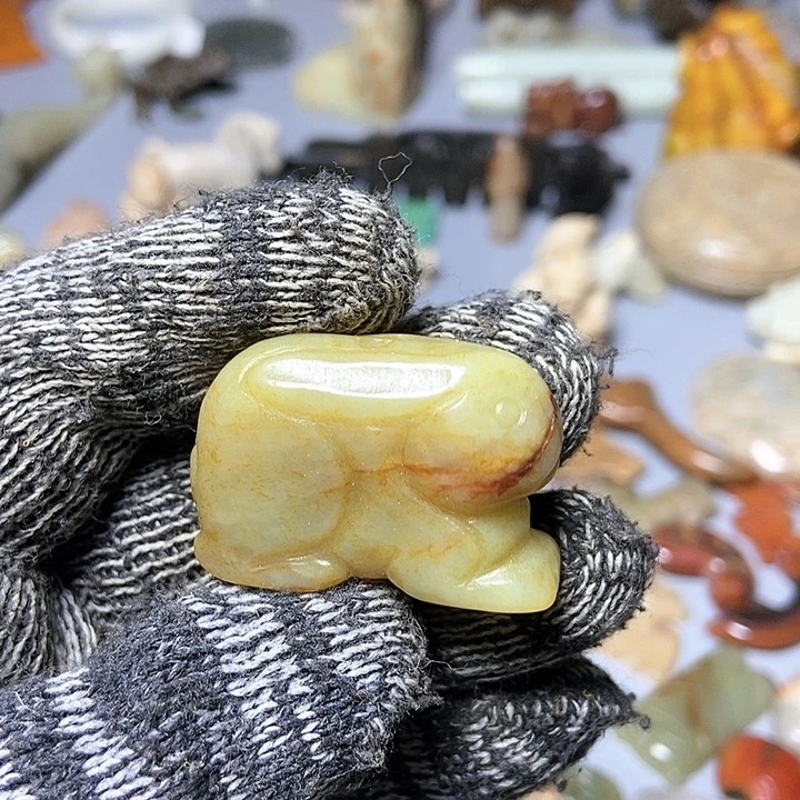 和田玉未镶嵌颈饰82