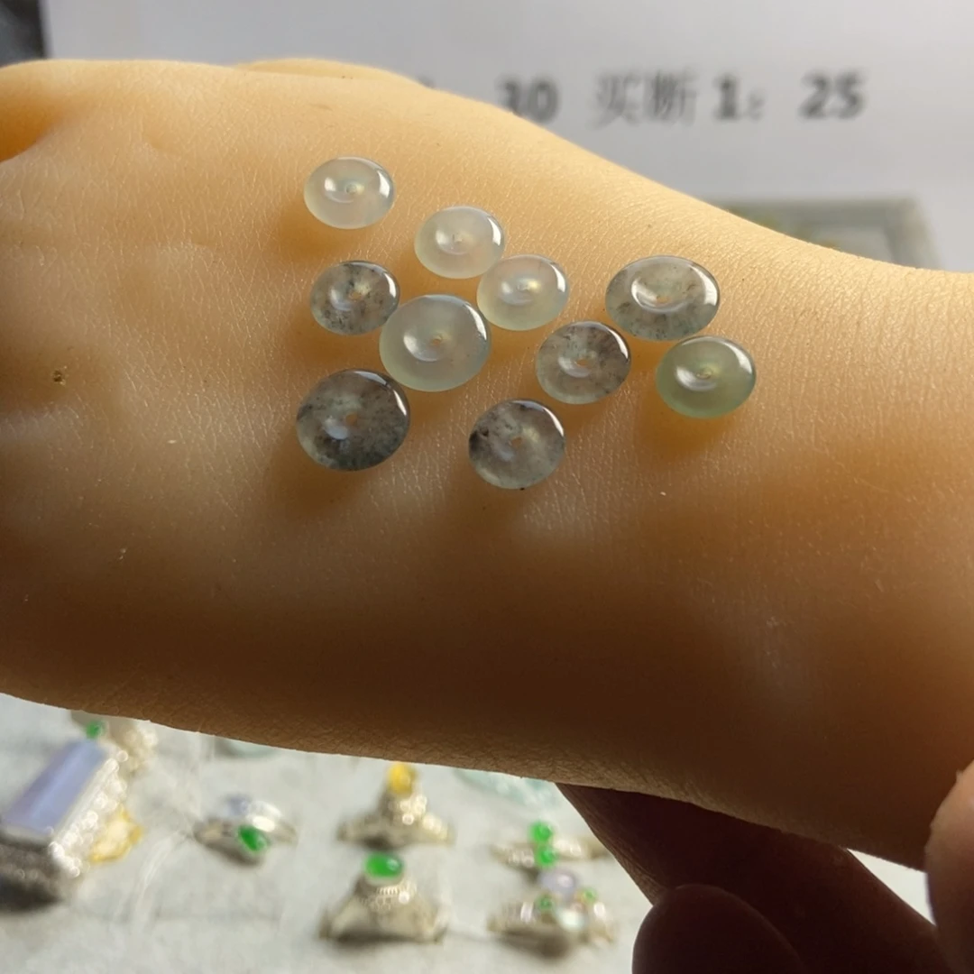 定制翡翠未镶嵌翡翠