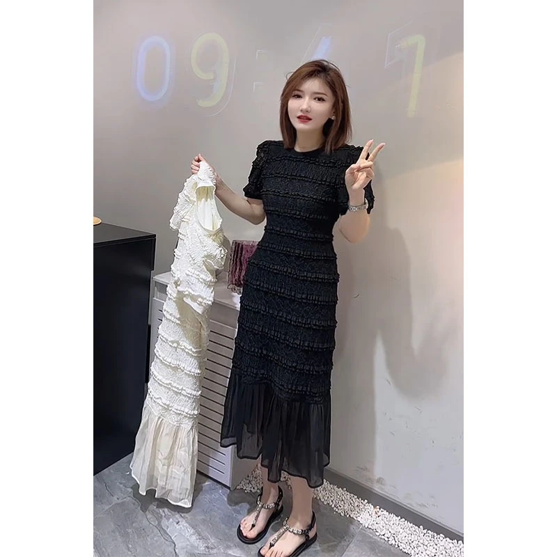 法式气质蕾丝连衣裙2024夏季新款优雅小众修身显瘦泡泡袖名媛长裙