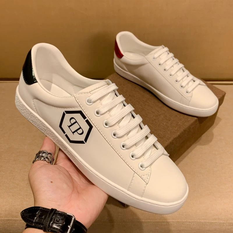 纪诗哲新款小白鞋新款男鞋字母印花板鞋头层牛皮简牛皮防水男板鞋