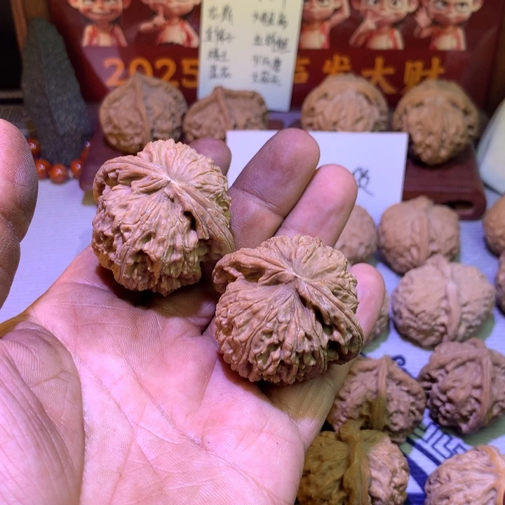 把件文玩核桃白狮子