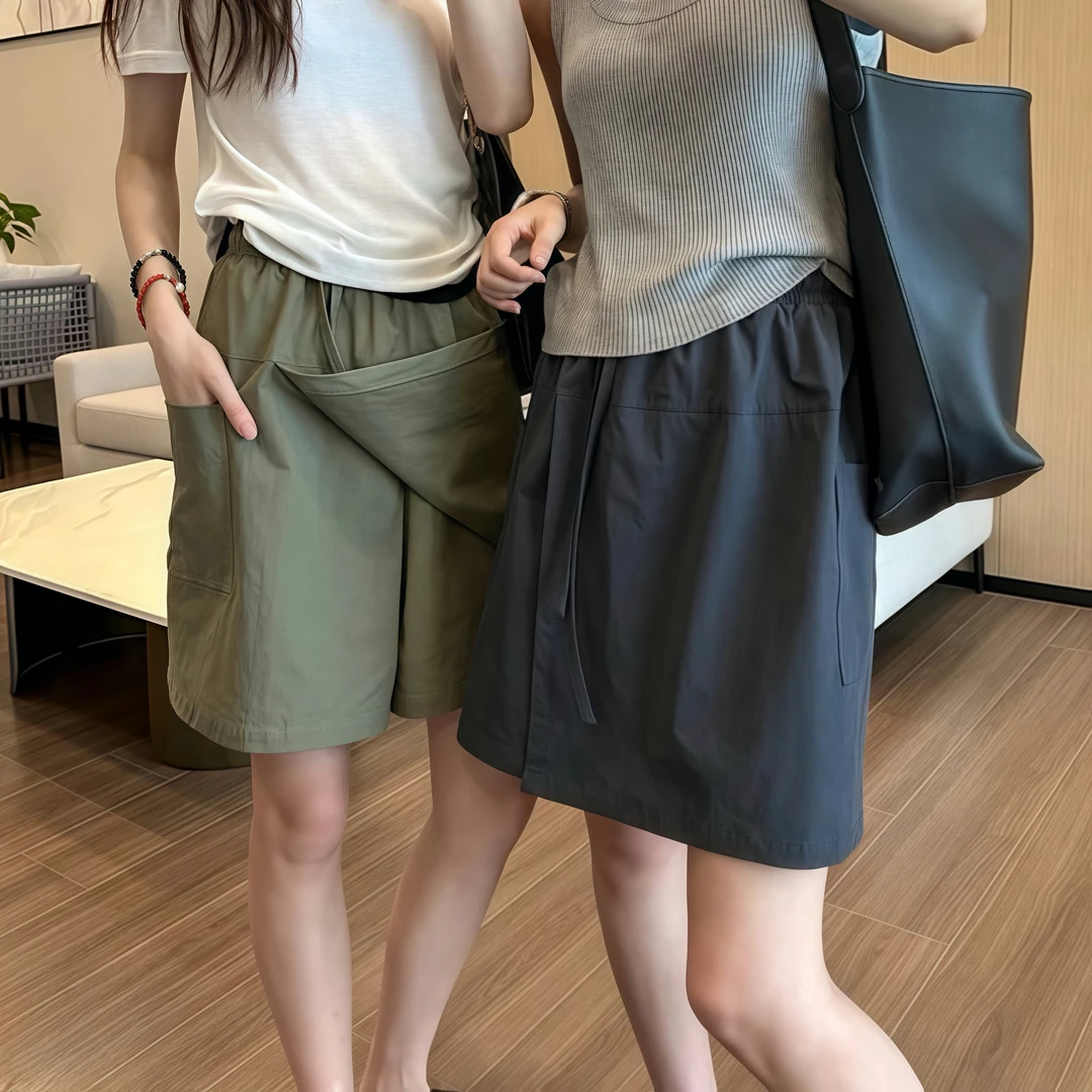 时尚百搭休闲裤女2025年夏季新款薄款宽松款高腰显瘦直筒宽松短裤