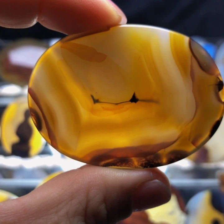 合金玛瑙/玉髓珠宝奇石35