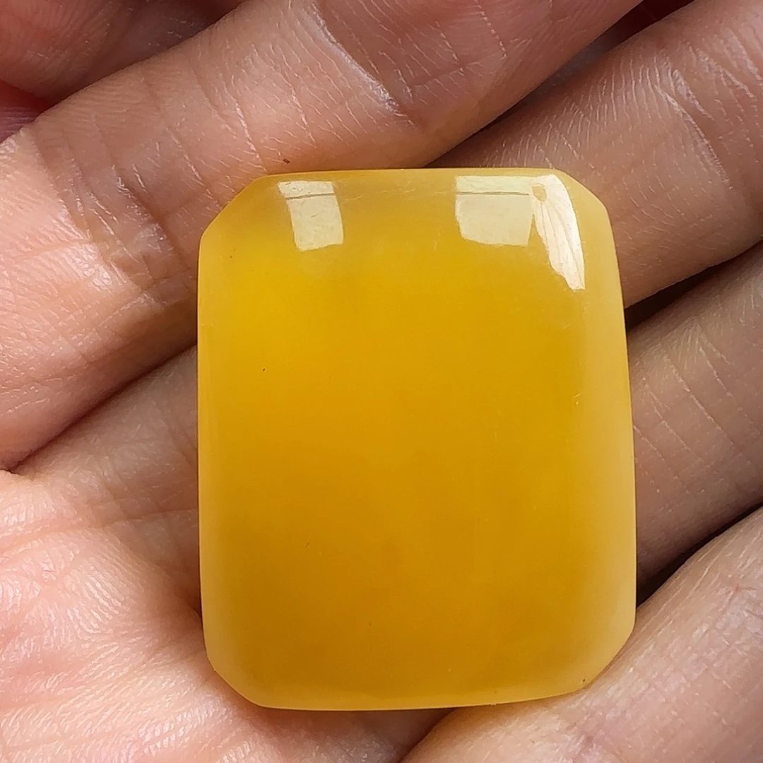 蜜蜡未镶嵌珠宝奇石