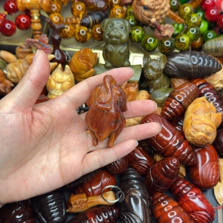 松木琥珀木文玩手串