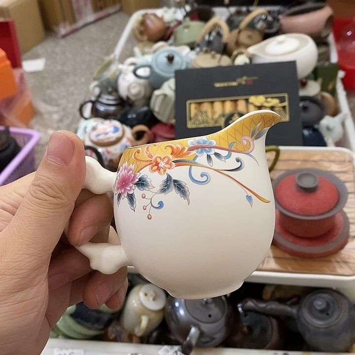 陶瓷艺术品及陶瓷制品