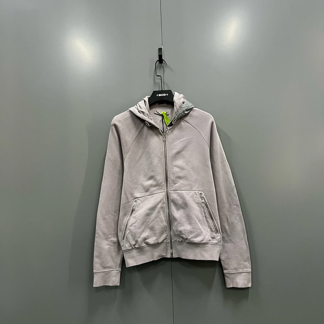 95新 Prada/普拉达 (ll)拼接尼龙拉链帽衫 M码/95新602381