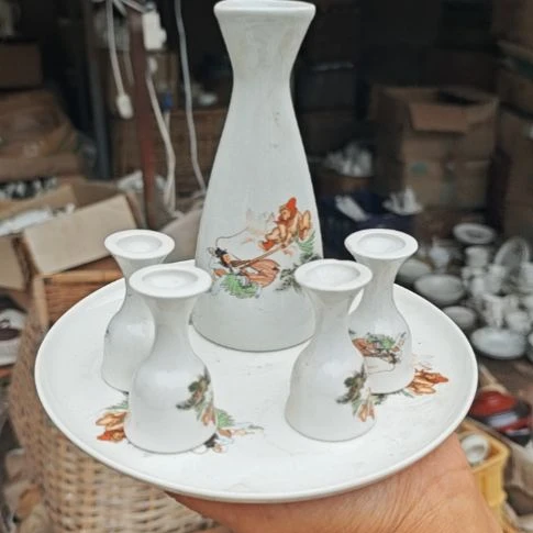 库存微瑕三打白骨精酒壶一套