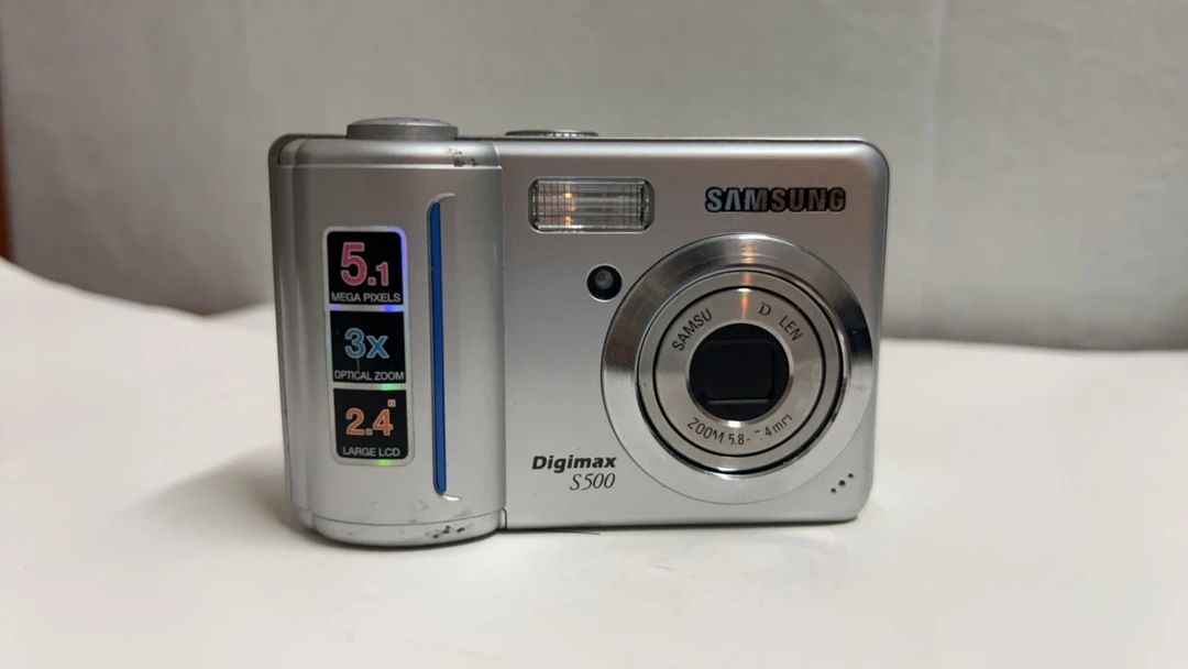 9新 Samsung/三星 S500 510w像素 复古冷白皮 (自备5号电池)