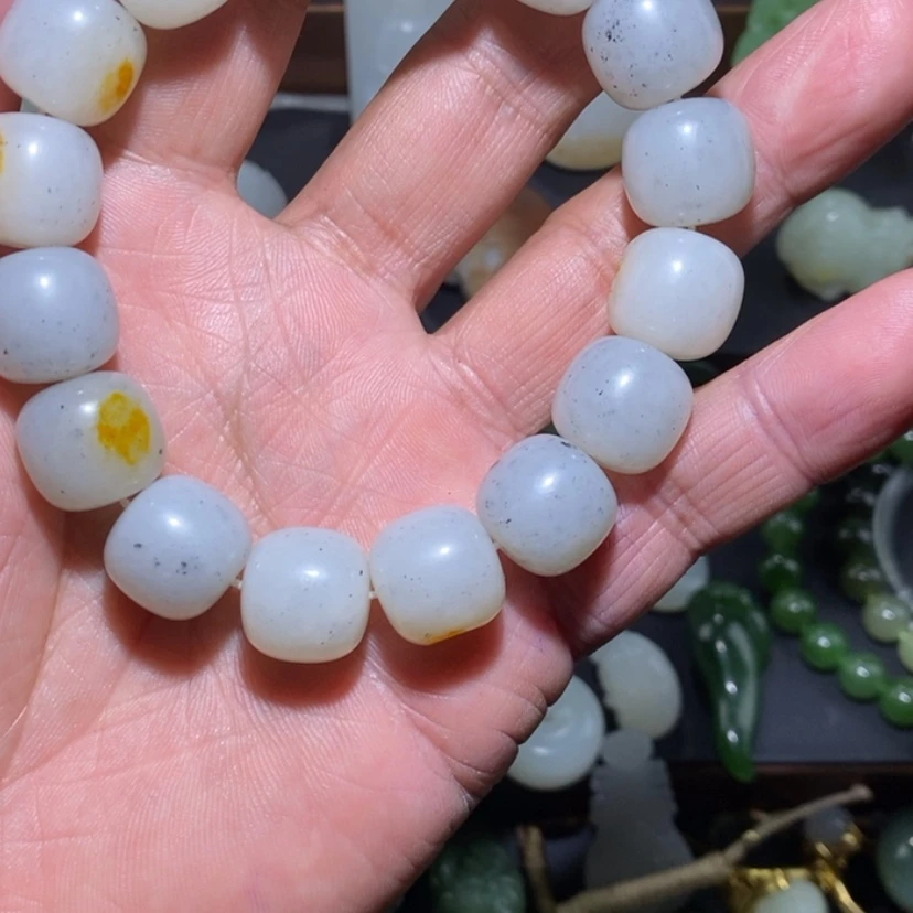 【闪购商品】和田玉挂件未镶嵌巡****l