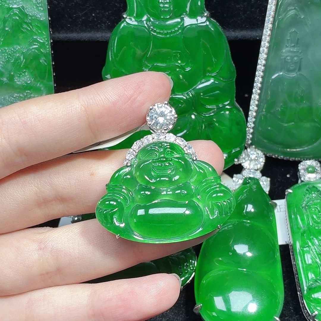 翡翠未镶嵌颈饰天然A货翡翠