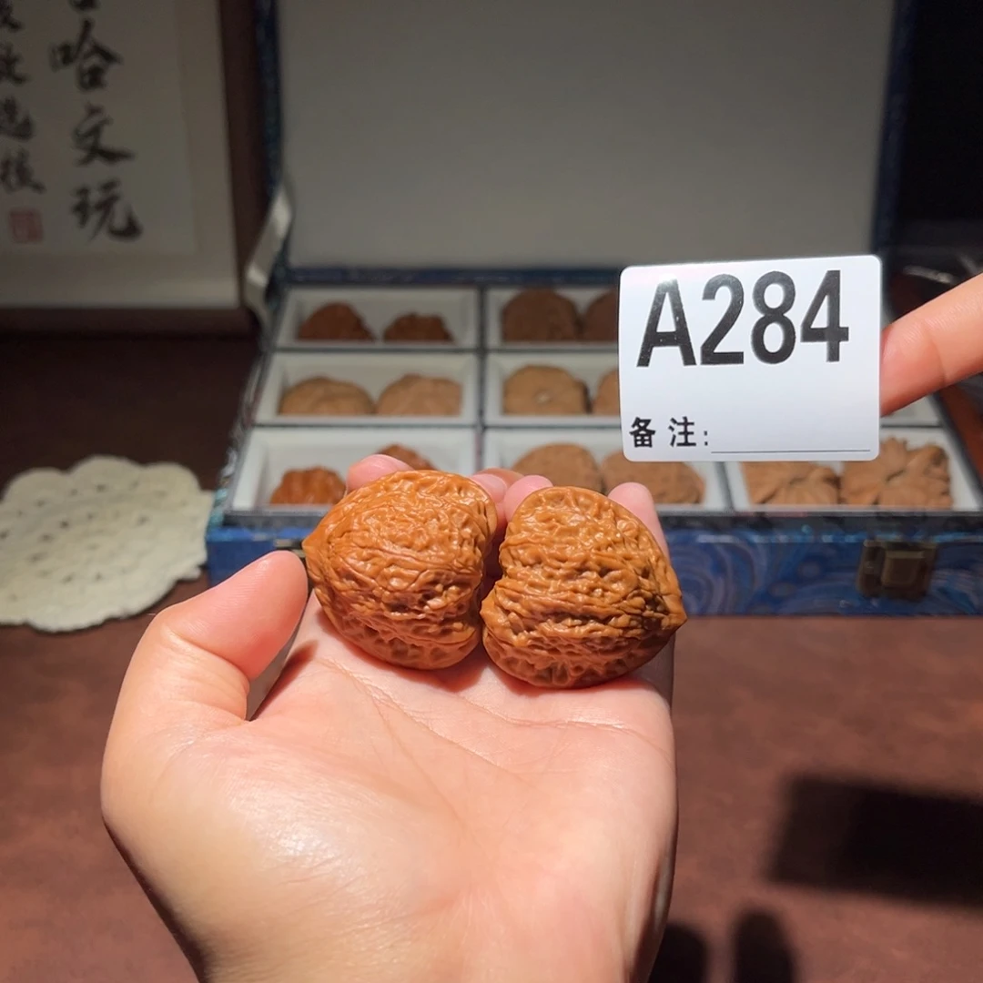 吊坠文玩核桃F****丶一抹红37