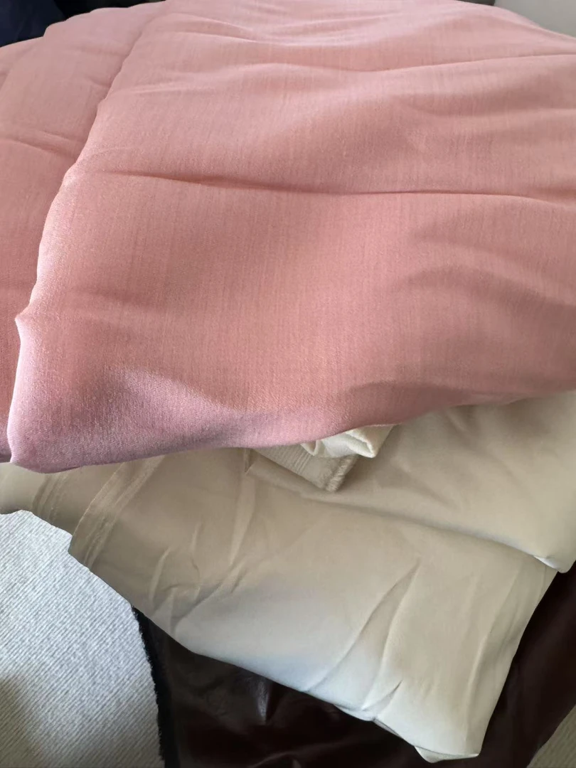 白色100%亚麻面料链接