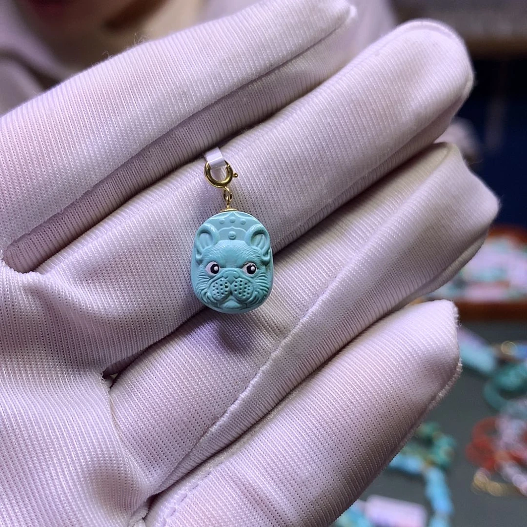 绿松石18K金镶嵌挂件