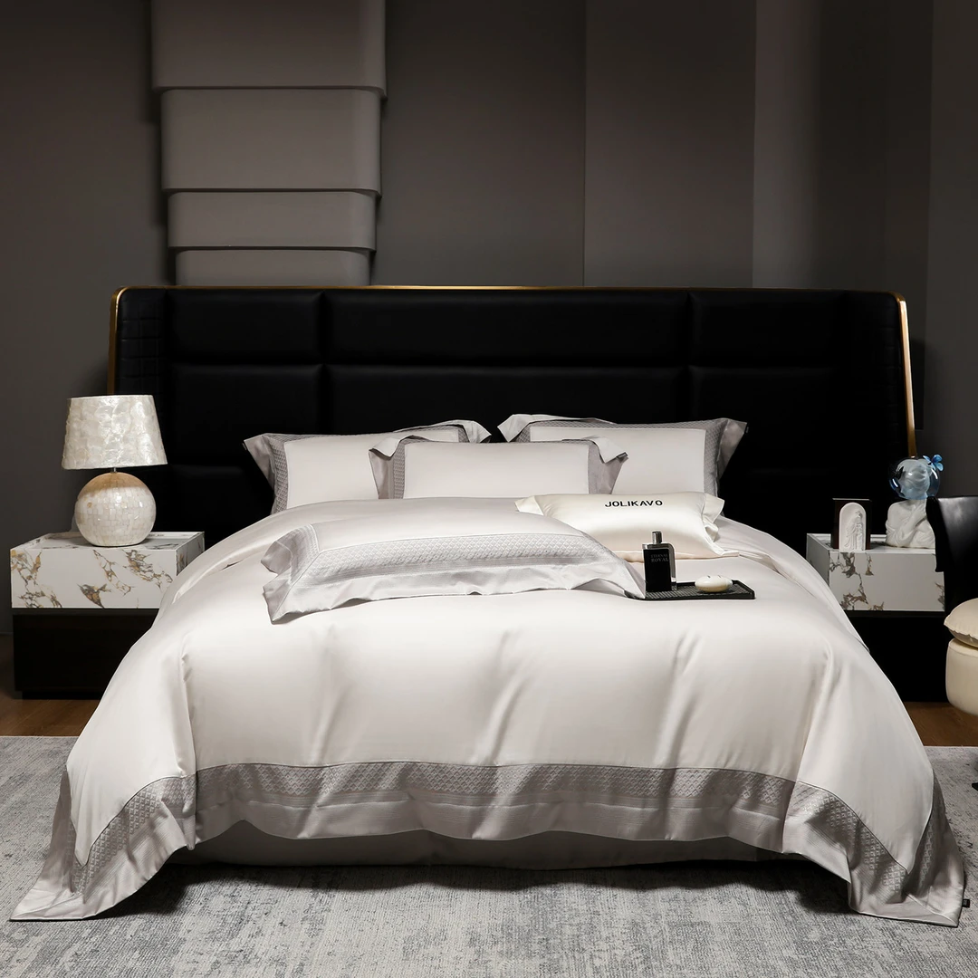 轻奢风A类贡缎长绒棉四件套全棉纯棉重工刺绣拼接被套床单床笠床