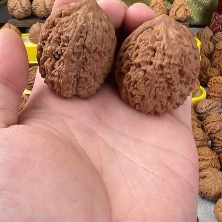 吊坠文玩核桃40全品大蒜头红皮果