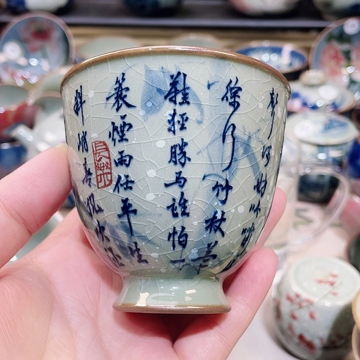 壶陶瓷景德镇陶瓷研究所研究人员