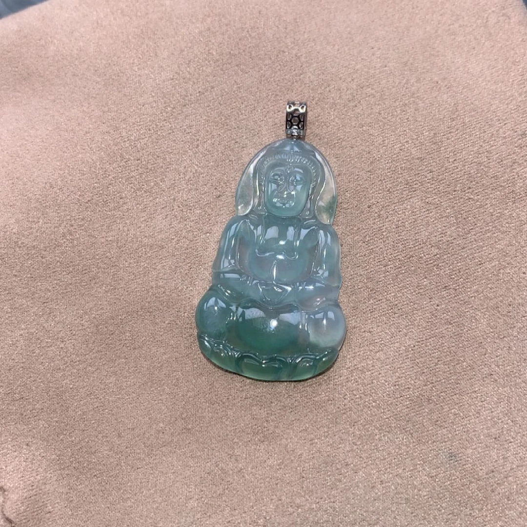 翡翠18K金镶嵌颈饰缅甸翡翠