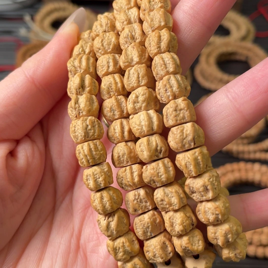 吊坠柏香籽/百香籽直切方块黄油皮