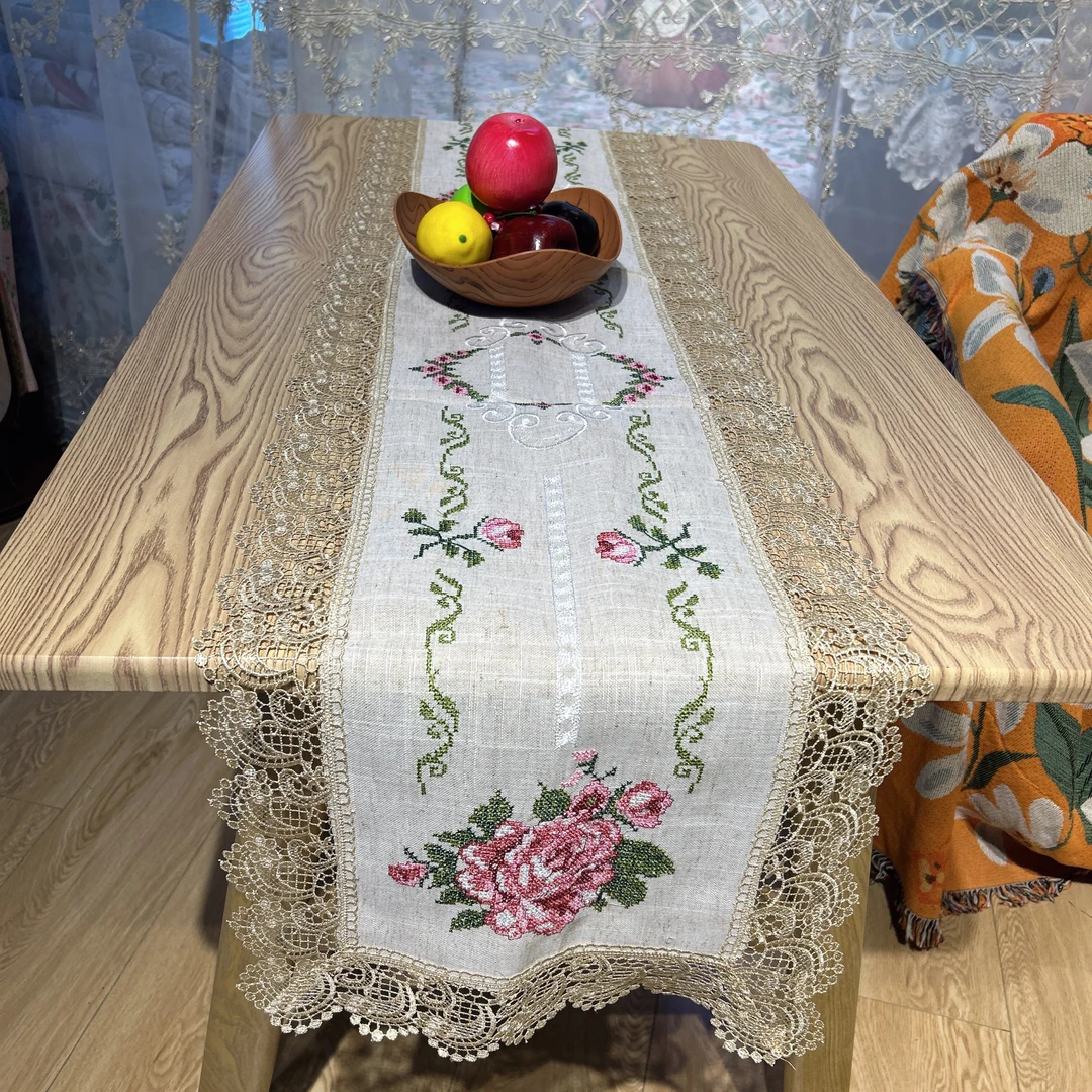 DY141-3竹节麻（40*180cm）米底粉牡丹十字绣桌旗