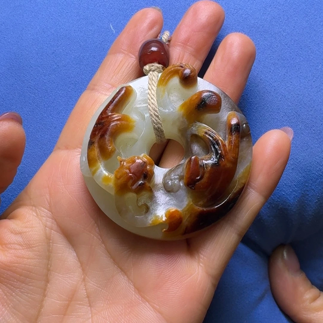 平***乐和田玉（糖玉）未镶嵌颈饰